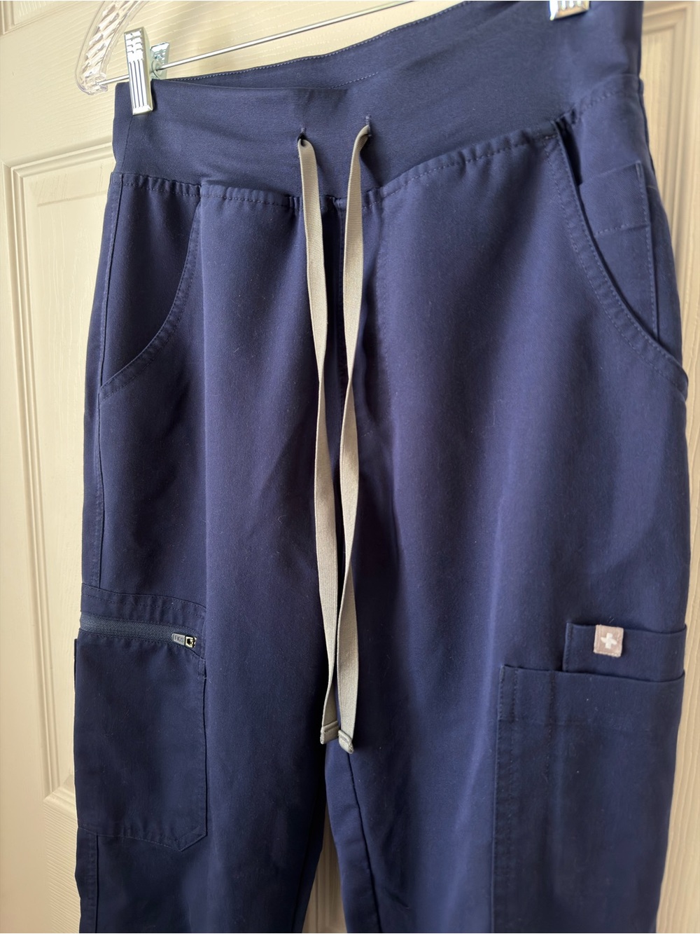 FIGS Yola Navy Blue High Rise Skinny Scrub Pants XS/P Petite - Picture 2 of 7